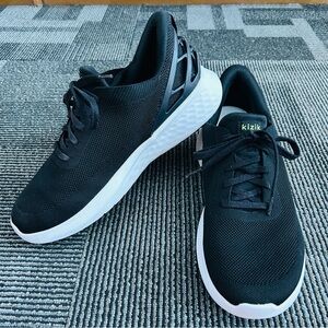 Kizik Hands Free Black Athens Lace Up Slip On Sneakers, size M 12 W 13.5 WIDE 2E